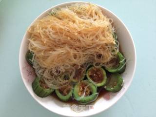 蒜蓉粉丝蒸丝瓜的做法