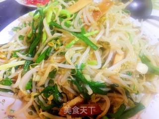 韭菜银芽炒香干的做法
