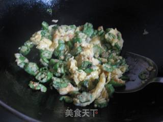 秋葵炒鸡蛋的做法步骤：5