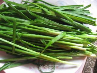 韭菜豆芽的做法步骤：2
