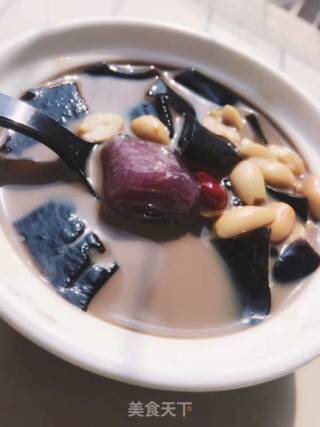 一起来仙草奶茶吧……的做法