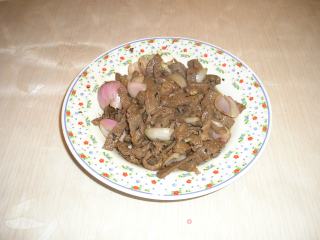 孜然牛肉片的做法步骤：3
