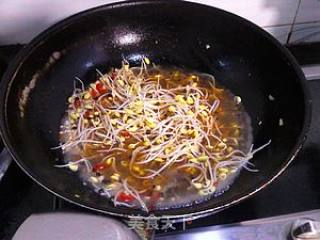 【麻辣瞬间】水煮肉片的做法步骤：9