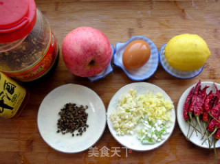 水煮牛肉的做法步骤：1