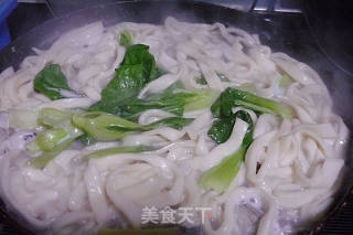 鲜美鱼汤手工面的做法步骤：9
