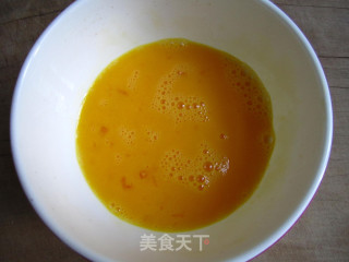 葱香蛋炒饭的做法步骤：2