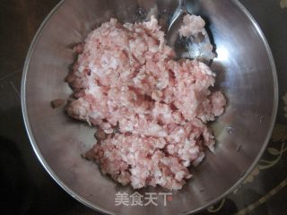 茼蒿丸子汤的做法步骤：1