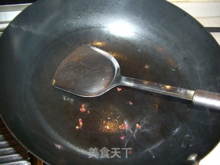 芹菜胡萝卜炒玉米粒的做法步骤：5