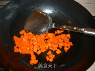 芹菜胡萝卜炒玉米粒的做法步骤：6