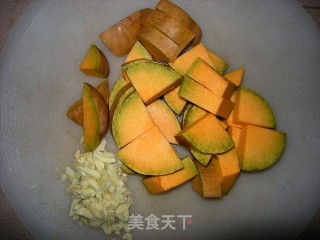 继续减肥——白菜南瓜的做法步骤：1