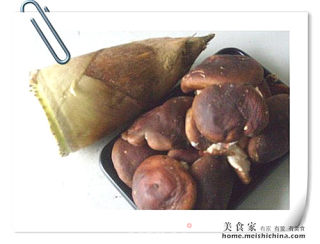 香菇焖笋的做法步骤：1