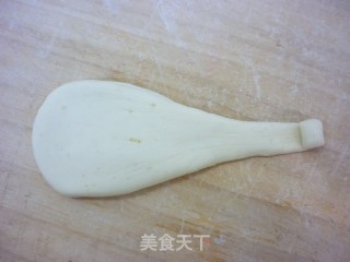 花色面食----琵琶饼的做法步骤：4