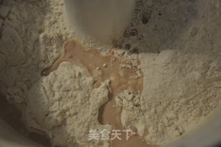 用可颂和丹麦的手法来做 波浪面包的做法步骤：1