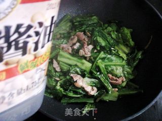 油麦菜炒鸡生肠的做法步骤：6