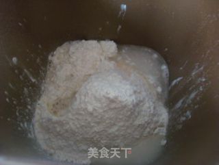 好吃的汉堡自己做—家庭版猪柳蛋麦的做法步骤：1