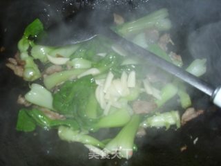 上海青炒肉的做法步骤：6