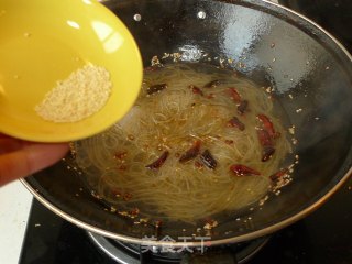 难以抗拒的诱惑----酸辣粉的做法步骤：7