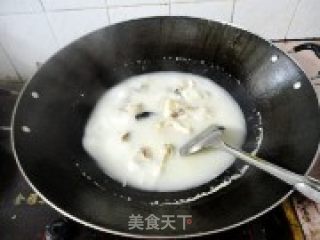 鱼头豆腐汤的做法步骤：4
