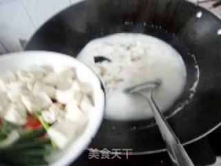 鱼头豆腐汤的做法步骤：5