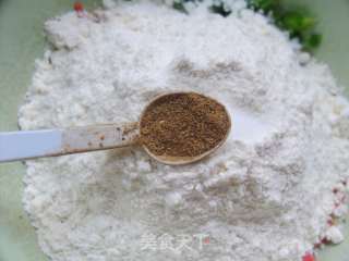 给宝贝不喜欢的蔬菜变个样——迷你蔬菜星星饼的做法步骤：9