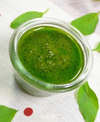 CoCoLc的私菜食谱经－－扁桃仁罗勒青酱【肉桂罗勒版】的做法