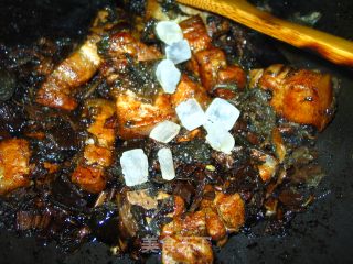 梅菜烧肉的做法步骤：7