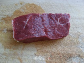 香辣酸菜牛肉粉的做法步骤：1