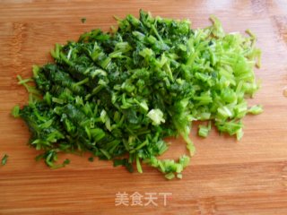 香菜拌花生的做法步骤：2