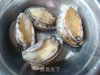 想吃就吃——清蒸鲍鱼的做法步骤：1