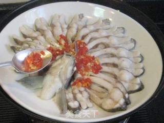 孔雀开屏鱼的做法步骤：8