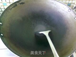 盐炒花生的做法步骤：2