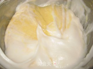 戚风蛋糕的做法步骤：9