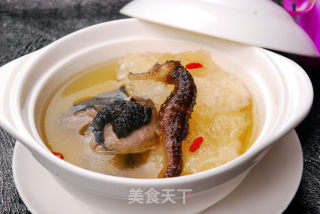海马老鸡炖花胶汤的做法