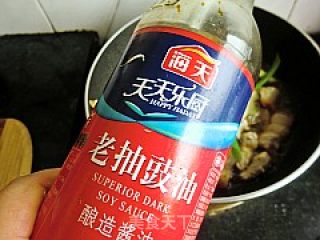 笋干红烧肉的做法步骤：8