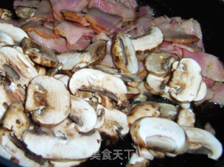 培根彩椒炒蘑菇的做法步骤：6