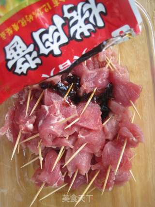 一口一个更精彩－－牙签肉的做法步骤：5