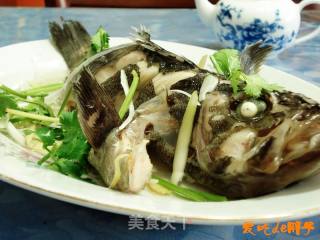 油淋黑头鱼的做法步骤：10