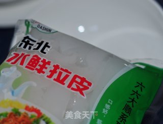 家常拌拉皮的做法步骤：1