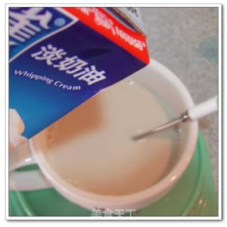 寒风渐起时为家人送一份浓浓的温暖------------香草奶茶的做法步骤：7