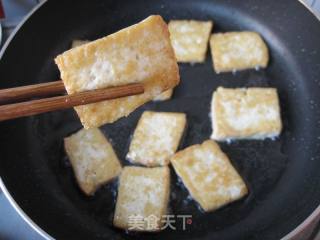 不能错过的一道鲜美素菜—豆腐焖茄子的做法步骤：3