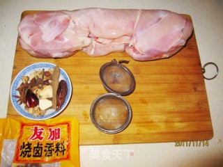 卤水兔肉的做法步骤：1