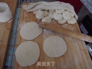 白菜水煎包的做法步骤：6