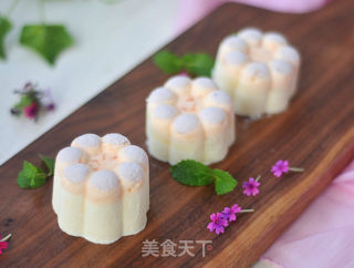 梅花双色果酱慕斯的做法