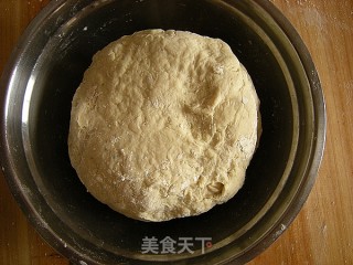 电饭锅做馅饼的做法步骤：1