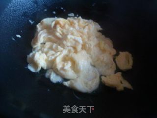 香喷喷的五彩炒饭的做法步骤：2