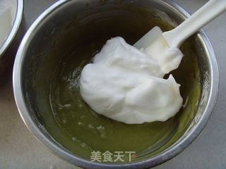 抹茶蜜豆卷的做法步骤：7