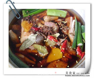 香辣鸡脖凤爪的做法步骤：4