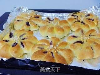 【怡汝烘焙】紫薯诱惑-紫薯花样面包的做法步骤：14