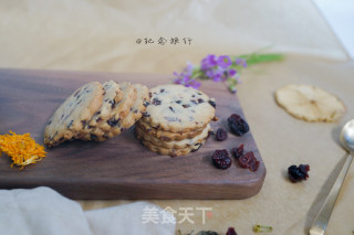 适合烘焙新手的简单又好吃的蔓越莓饼干的做法