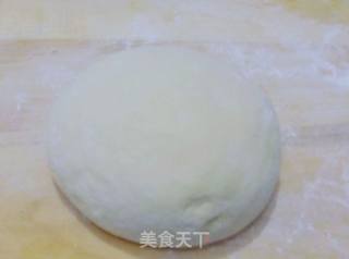 【怡汝烘焙】第一次的面包---花样豆沙面包的做法步骤：7